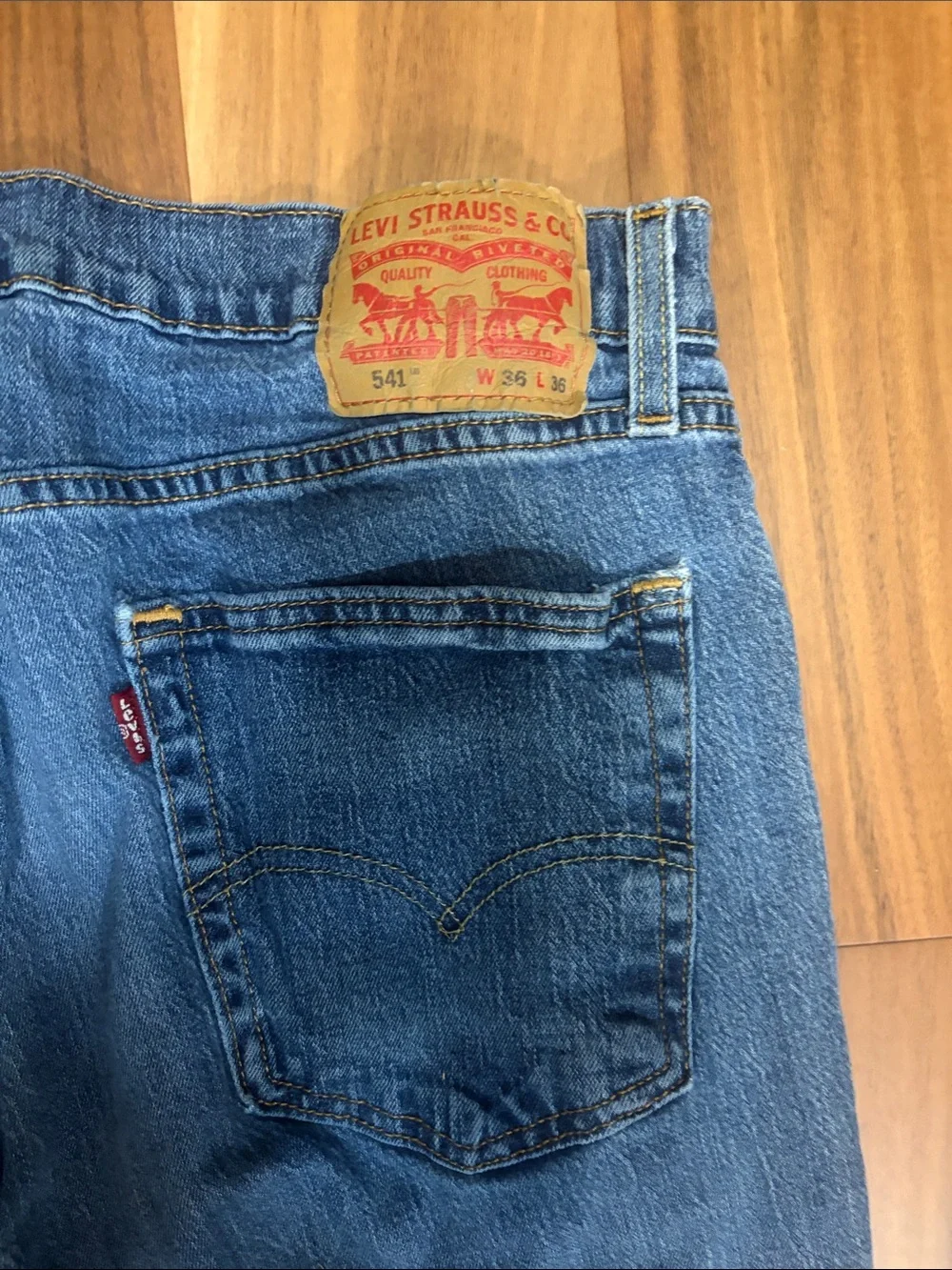 Levis levi straight